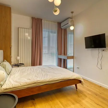 Gorgeous With Private Parking Netflix *